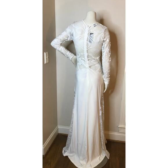 Bebe White Long Sleeve Cut Out Lace Gown M Bohemian Formal Maxi Dress Wedding - Picture 11 of 16